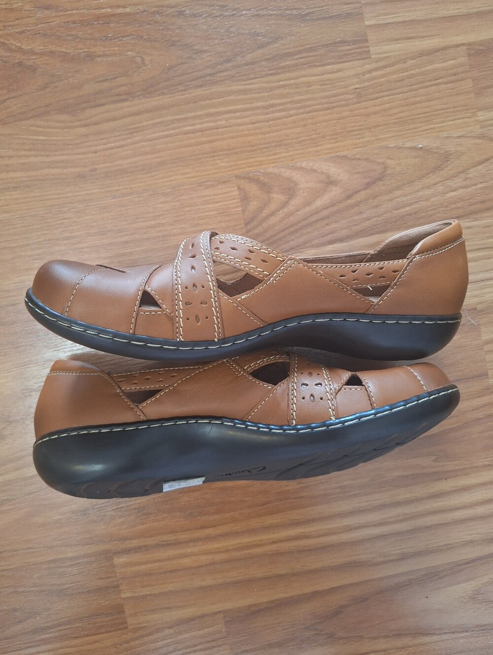 Clarks Wide Loafers Ashland Spin Q Tan Leather Comfort 10 W Womens - Picture 2 of 8